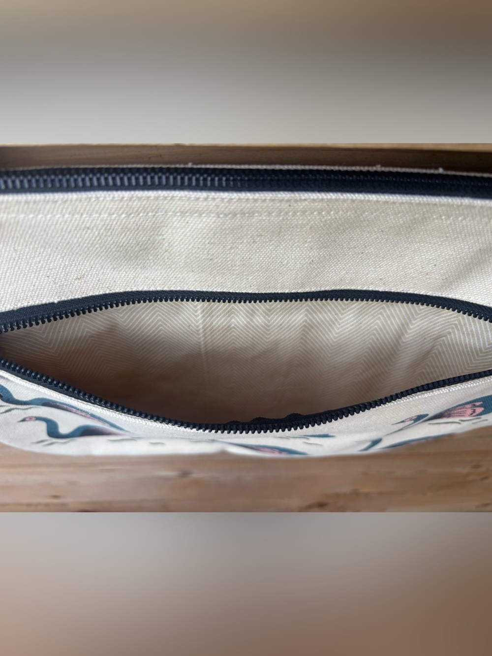 Danica Studio Swan Oversized Pouch - Picture 3 of 4